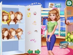 Back to School Fashionista: Disney Princess Dress Up Online Game